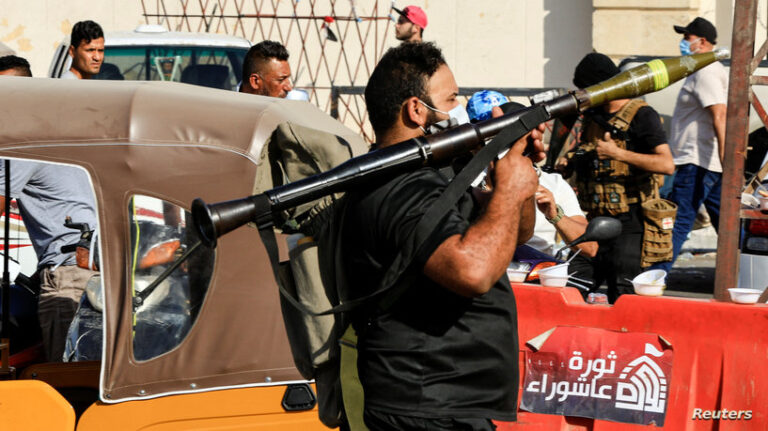 العراق.. محنة الشيعة بين الفساد والفوضى
