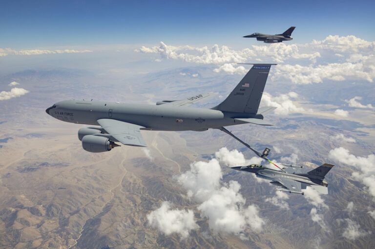 KC-135