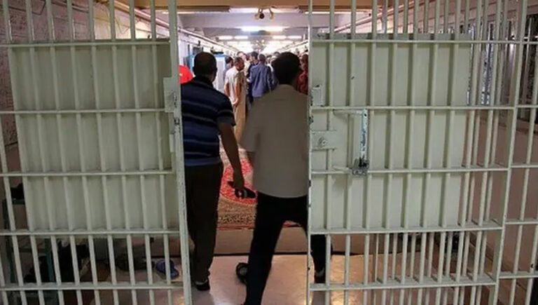 الحرب-والإعدام-وتصعيد-القمع-في-السجون.-ركائز-بقاء-النظام-الإيراني
