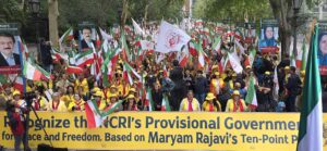 New York: Iranians Protest