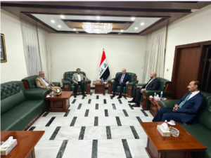 النجيفي-مع-وزير-الثقافة-ياسين-العيثاوي